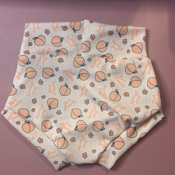 Just peachy handmade bummies - Picture 2 of 2